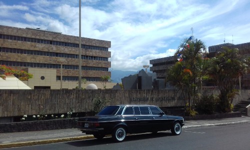 COSTA-RICA-GOVERNMENT-COURT-BUILDING.MERCEDES-LIMOUSINE-TOURf306c48081fbfece.jpg