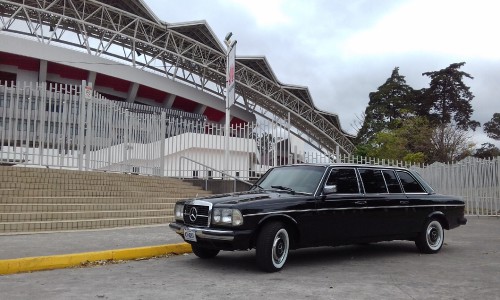 Estadio-Nacional-La-Sabana-Metropolitan-ParkSan-Jose-Costa-Rica-MERCEDES-300D-LANG-LIMOSINA71ebb5edcbd2d0a2.jpg