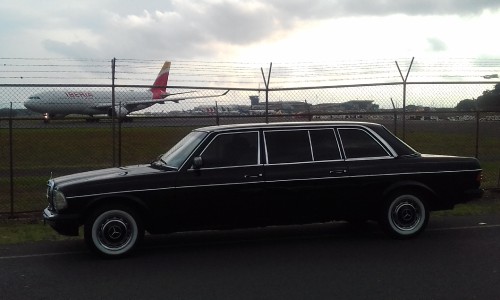 IBERIA-AIRPLANE-AND-A-MERCEDES-LIMOUSINE.-SJO-COSTA-RICA.3cd336a2c29c3810.jpg